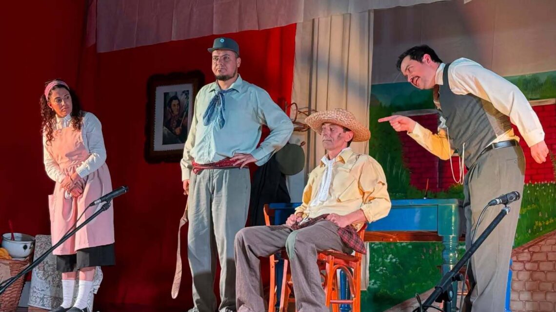 Altos de Chipión: el elenco de teatro de Marull se presentó con éxito en la localidad