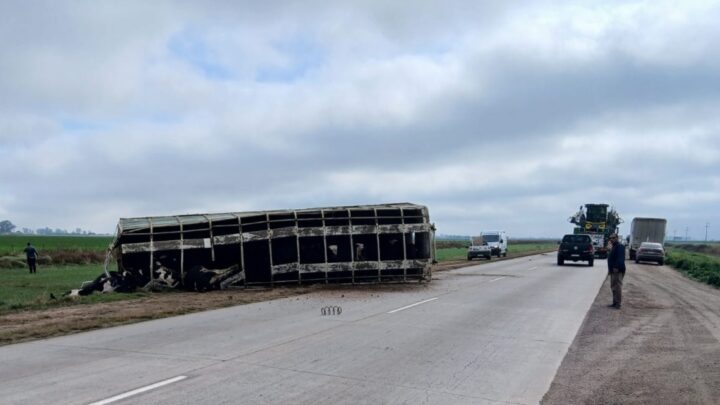 Brinkmann: Un camionero sufrió graves lesiones tras un choque en Ruta Provincial 1