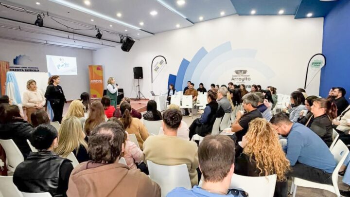 Arroyito: más de 60 comercios participaron de una capacitación para el Paseo Comercial “Punto Arroyito”