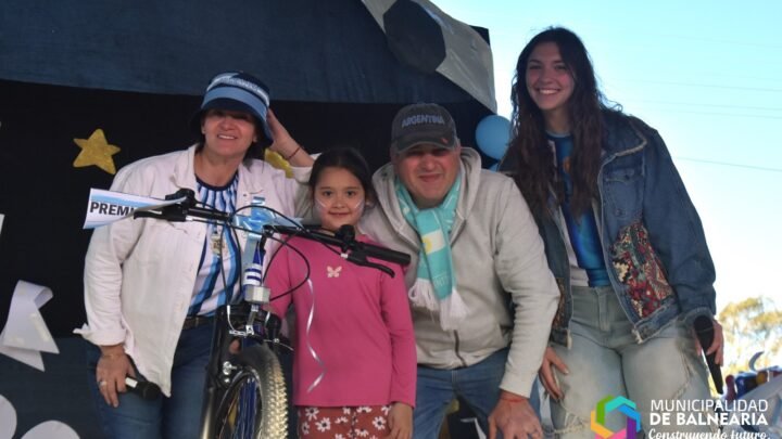 Balnearia reunió a más de 600 niños y sus familias en una gran celebración por el Día de las Infancias