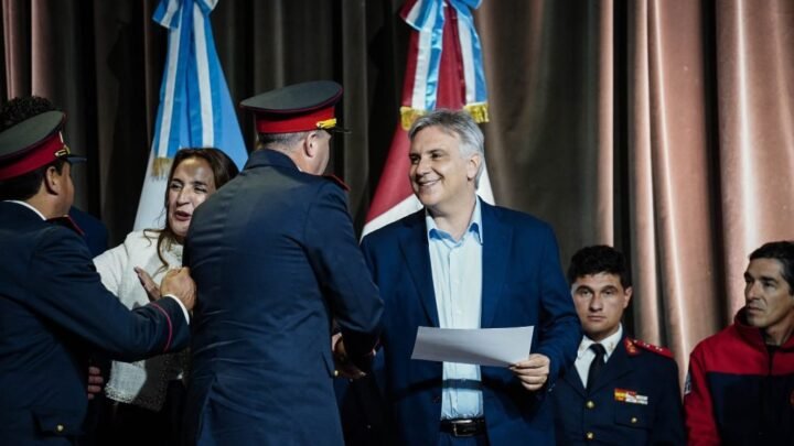 Bomberos de la región y provincia, recibieron aportes del Gobierno Provincial